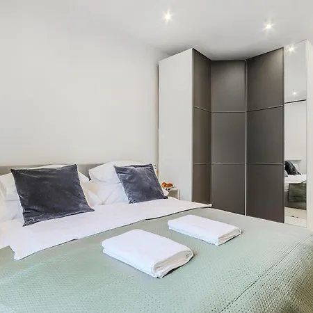 Ksiecia Janusza P&o Varsovie