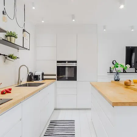 Ksiecia Janusza P&o * Varsovie